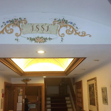 Albergo Erika Auronzo di Cadore Exteriör bild